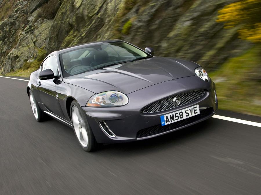  Jaguar XK Coupe 2009 года  (UK) (фото 12 из 13)